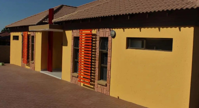 Luxo quarto Divine Guest Lodge