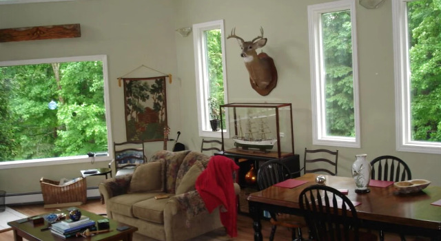 Elevate Rooms Chickadee Lodge, Book Hotel Hoteller i Hastings Highlands med parkering, Parkering