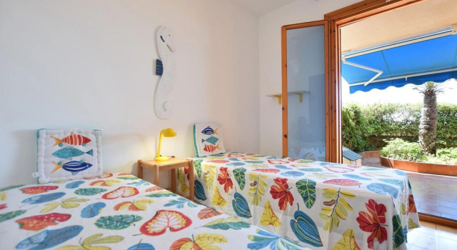 Awesome Apartment in Marina di Ragusa With 3 Bedrooms and Wifi, Book Apartment Hotels in Sicily with Parking, Parking