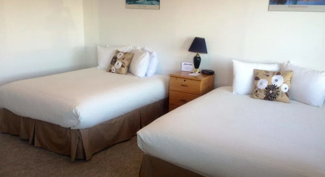 Diverse Rentals & Vacations FLOATEL, Varaa Hotelli  
