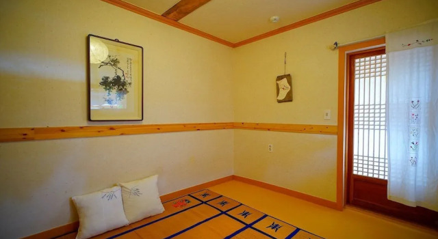 Norijam Hanok Traditional House One, Забронировать Отель Чонджу Чолла-Пукто, рядом с Корейский традиционный культурный центр