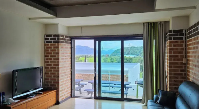 Люкс Superior HwiMokArt Resort