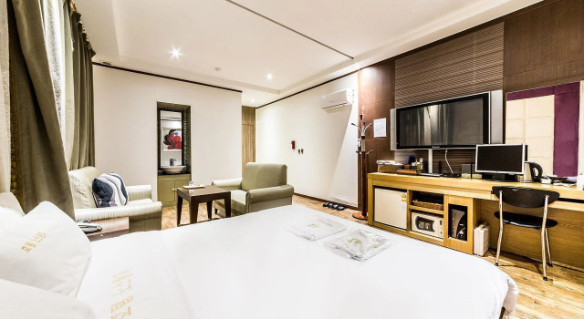 Hotel Nostalgia Paju, Buchen Sie Hotel Paju Gyeonggi-do
