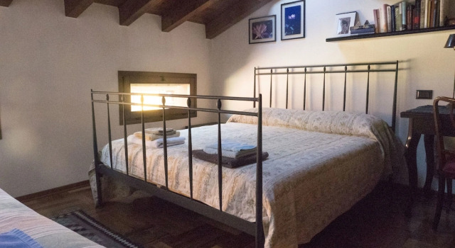 Апартаменты Classic Large and Cozy Apartment on two Levels