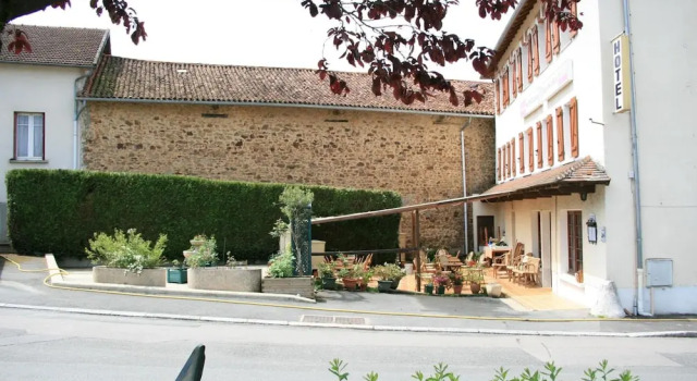 Auberge Saint Martin, Забронировать Хостел Отели Haute-Vienne с парковкой, Парковка