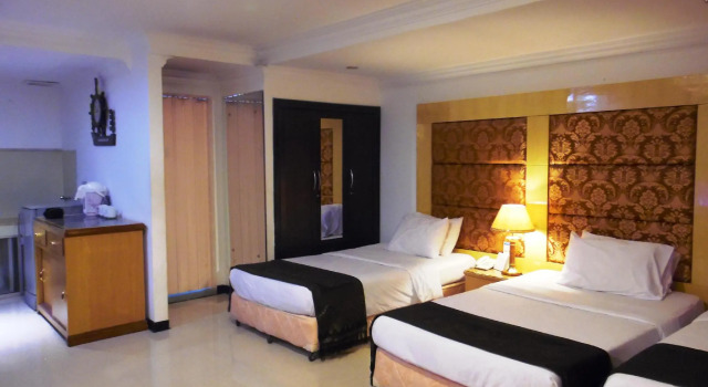 Трёхместный люкс Golden Gate Hotel