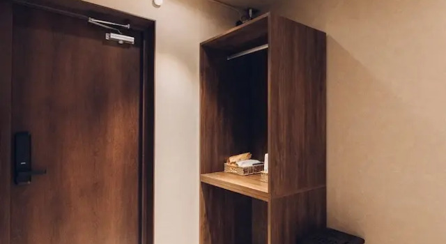 Четырёхместный полулюкс MONTHLIV Gwangjang Market Hotel Stay