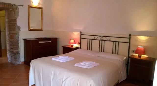 Agriturismo Le Ville, Забронировать Отель Колле-ди-Валь-д'Эльса Val D'Elsa