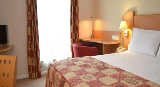 Номер Standard Travelodge Derby Cricket Ground