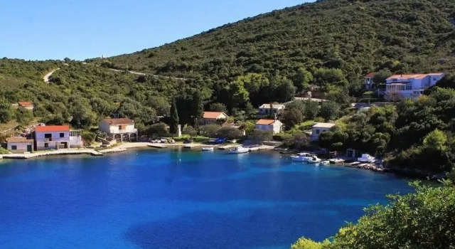 Paulo2 - Great Location Near the sea - H, Prenota Hotel Vis 