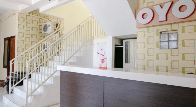 OYO Life 709 Menjangan Residence at Klayatan