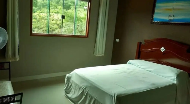 Casa Esmeralda em Pirenópolis, Забронировать Дом для отпуска Коттеджи Пиренополиса, Коттедж