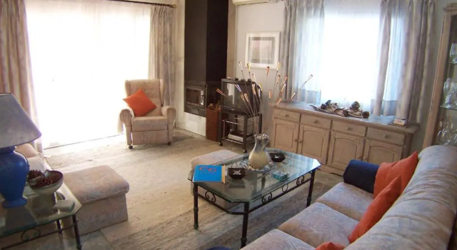 Villa Golondrinas - Private villa to sleep 6, Забронировать Вилла Виллы Нерха, рядом с Tuesday Market, Вилла