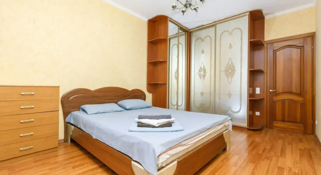 Comfortable apartment on the left bank, Book Apartment Hotels in Kyiv with a Pool, Swimming Pool