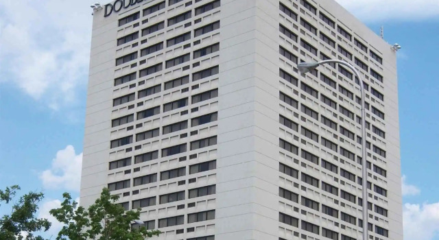 DoubleTree by Hilton Downtown Albuquerque, Rezerwuj Hotel Hotele w Albuquerque z parkingiem, Parking