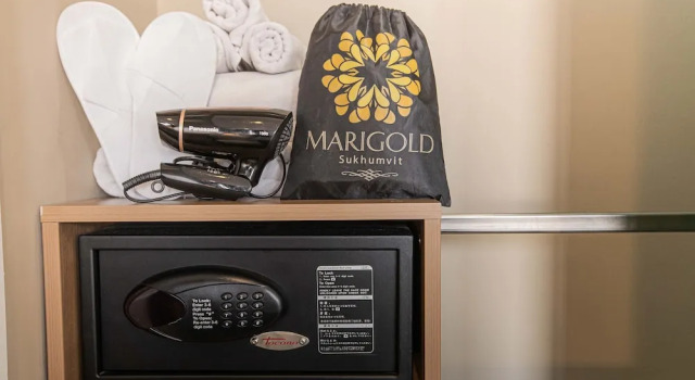 Трёхместный номер Deluxe c 1 комнатой с балконом и с видом на город Marigold Sukhumvit