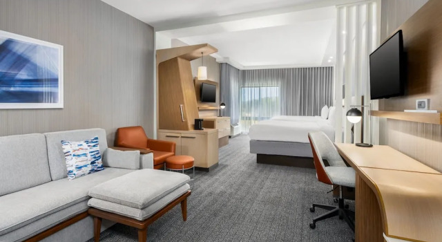 Люкс Courtyard by Marriott Auburn