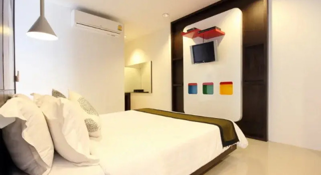 Full Moon Villa @ Bangrak Beach