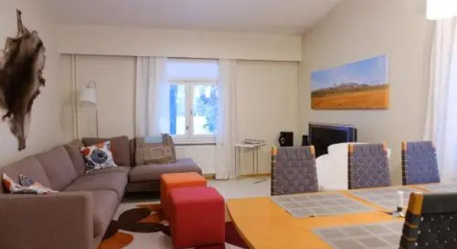 Lucky Lodge, Buchen Sie Ferienwohnung Hotels in Lappland mit Parkplatz, Parkplätze