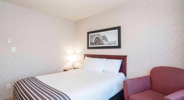 Двухместный номер Standard Sandman Hotel Penticton