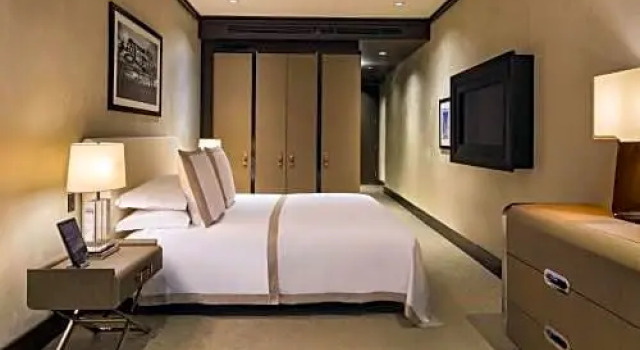 Двухместный номер Deluxe с видом на внутренний двор The Chatwal, The Unbound Collection by Hyatt