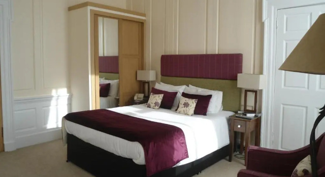 Двухместный номер Standard Links Hotel