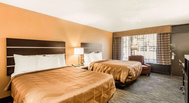 Четырёхместный номер Standard Quality Inn South Boston - Danville East