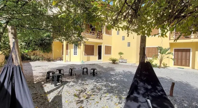 Casa Amarela Espaçosa no Campeche