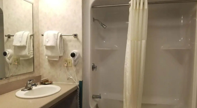 Четырёхместный номер Standard Potawatomi Inn & Cabins