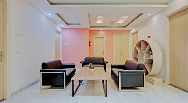 Madstays Hotel - Medicity Near Medanta Hospital