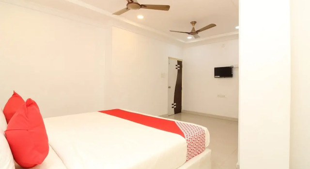 Двухместный номер Deluxe OYO 37499 Saba Service Apartments
