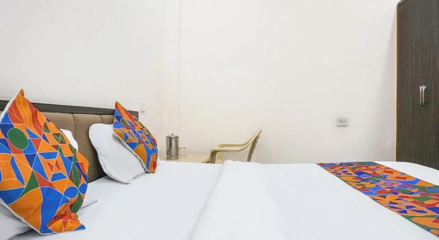 Номер Standard Fabhotel Rachana Residency