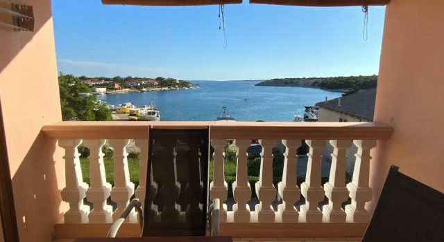 Студия с балконом Olive House