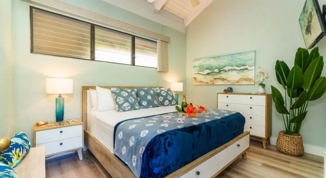 Papakea K406 OceanView 2 Bedroom/2 bath 2 Condo by RedAwning