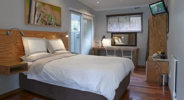 Ten Stirling B&B