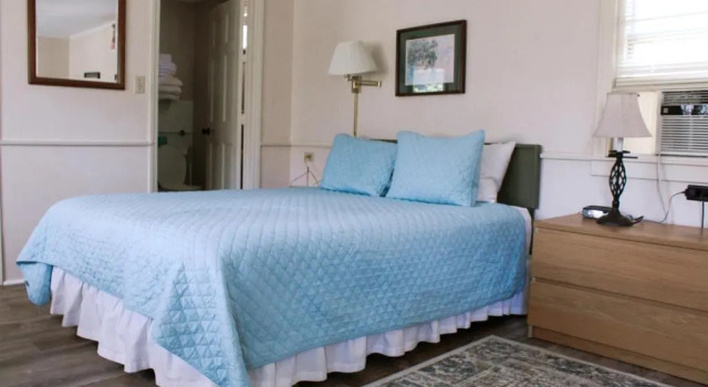 Двухместный номер Deluxe Midway Motel & Cottages