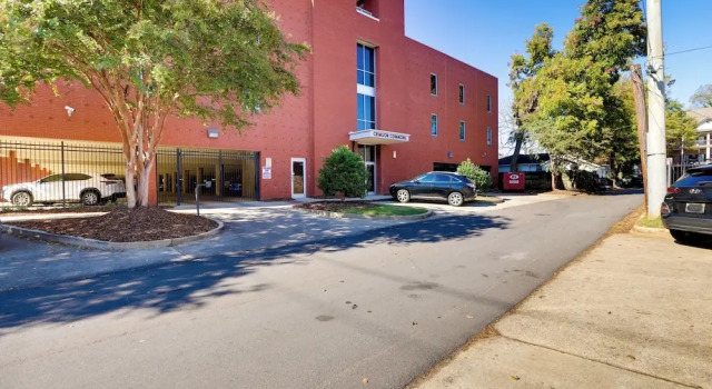 Tuscaloosa Condo: Steps to Bryant-denny Stadium!, Забронировать Апартаменты/квартира Таскалуса штат Алабама, рядом с Foster Auditorium