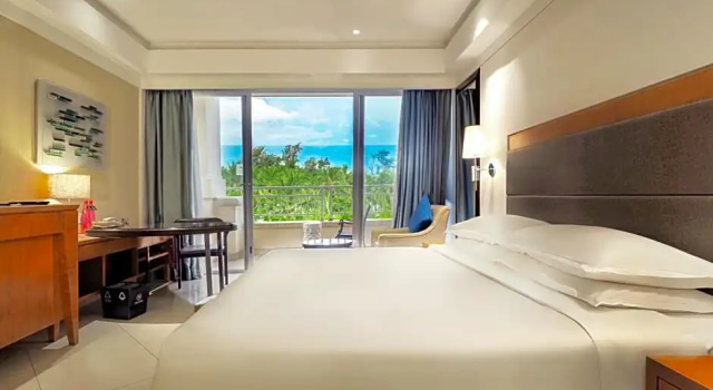 Двухместный номер Standard с видом на море Sheraton Haikou Hotel