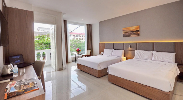For You Hotel