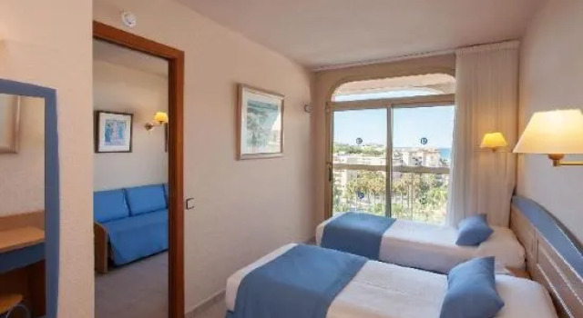 Апартаменты Ponient Dorada Palace by PortAventura World - Available rates with tickets to PortAventura Park & Ferrari Land