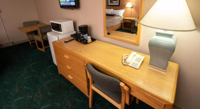 Двухместный номер Standard Keystone Motor Inn, a Travelodge by Wyndham