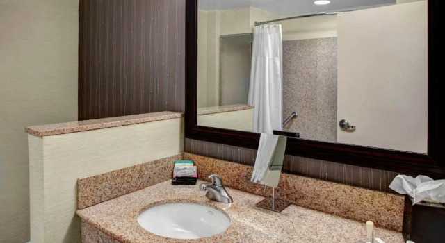 Номер Standard Courtyard by Marriott Richmond North
