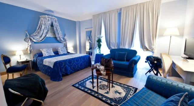 Полулюкс OSTUNI PALACE - Hotel Ristorante & SPA