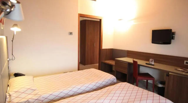 Трёхместный номер Hotel Del Parco