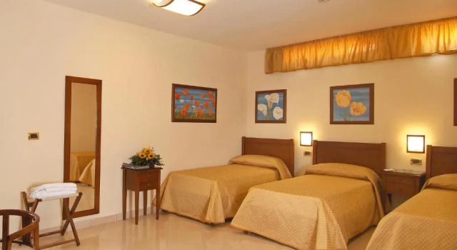 Трёхместный номер Buono Hotel