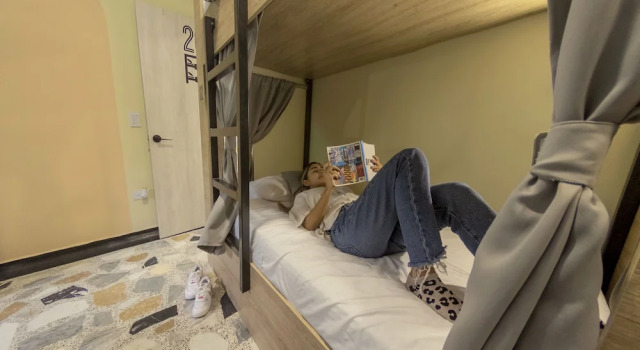Кровать в общем номере Ventiuna Hotel y Coliving