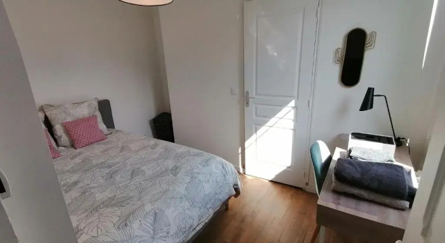 Апартаменты c 1 комнатой Villa des Roses - Appart T2, 31m2, 1er étage, vue jardin, "Le scandinave"