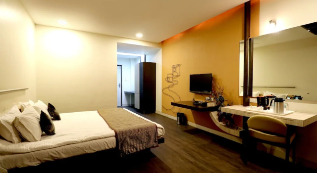 Номер Executive Отель Aurangabad Gymkhana Club