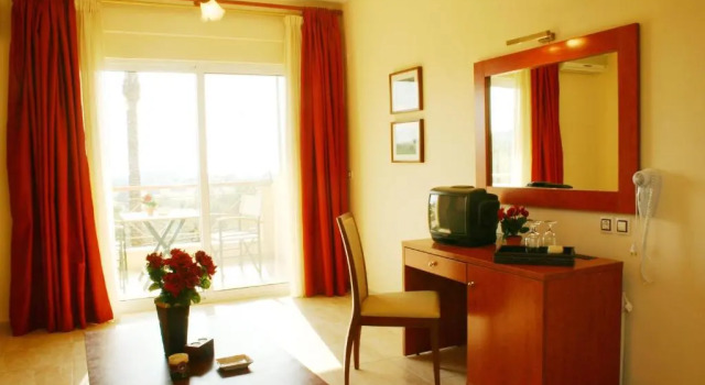Люкс Standard Kelyfos Hotel Bungalows and Suites