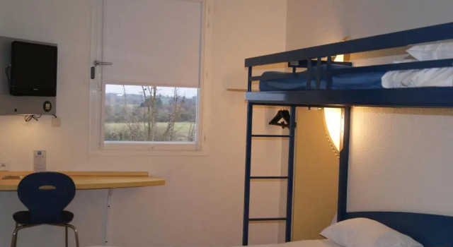 Трёхместный номер Standard ibis budget Nevers Varennes Vauzelles